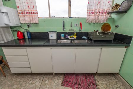 Casa à venda com 331m², 5 quartos e 4 vagasCozinha