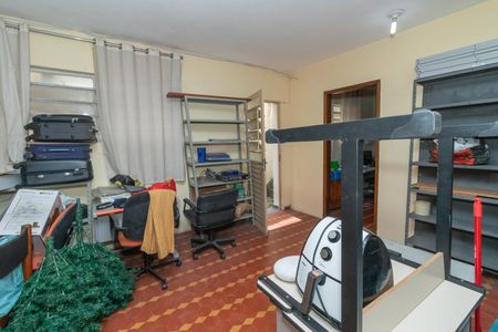 Casa à venda com 331m², 5 quartos e 4 vagasSala do Subsolo