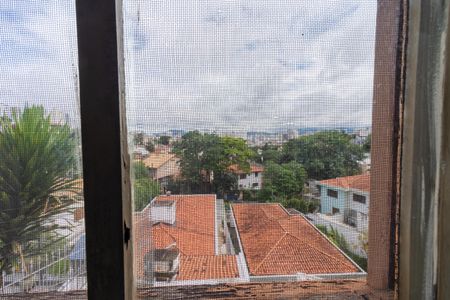 Casa à venda com 331m², 5 quartos e 4 vagasVista da Janela do Quarto 2