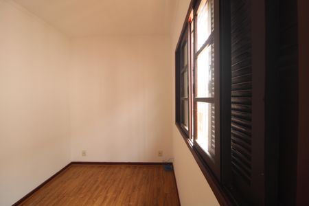 Casa à venda com 168m², 3 quartos e 2 vagasQuarto 1