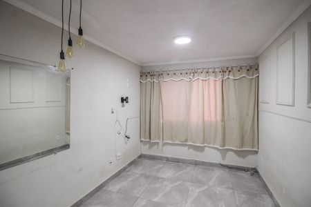 Sala de apartamento para alugar com 2 quartos, 43m² em Cerâmica, Nova Iguaçu