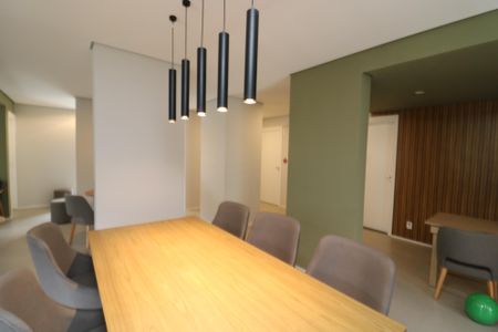 Apartamento à venda com 42m², 2 quartos e sem vagaÁrea comum - Salão de festas