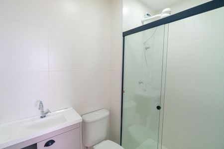 Banheiro da Suíte de apartamento para alugar com 1 quarto, 24m² em Jardim Floresta, São Paulo