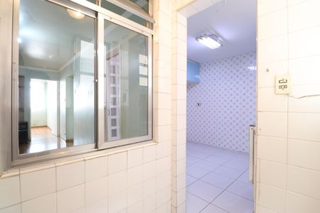 Apartamento à venda com 60m², 2 quartos e sem vagaCozinha e Área de Serviço