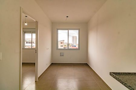 Apartamento para alugar com 2 quartos, 24m² em Jardim Floresta, São Paulo