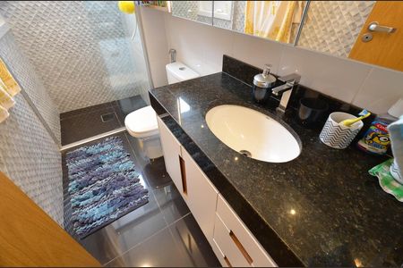 Apartamento à venda com 180m², 3 quartos e 2 vagasBanheiro Social