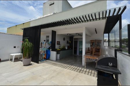 Apartamento à venda com 180m², 3 quartos e 2 vagasÁrea da Cobertura