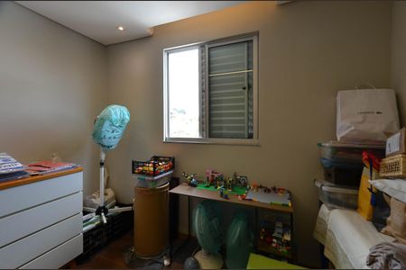 Apartamento à venda com 180m², 3 quartos e 2 vagasQuarto 2