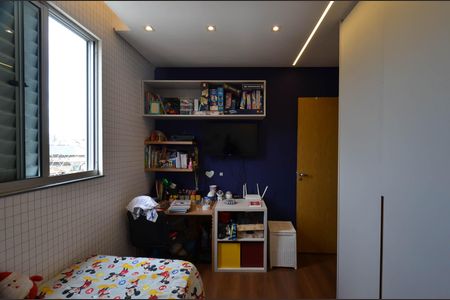 Apartamento à venda com 180m², 3 quartos e 2 vagasQuarto 1