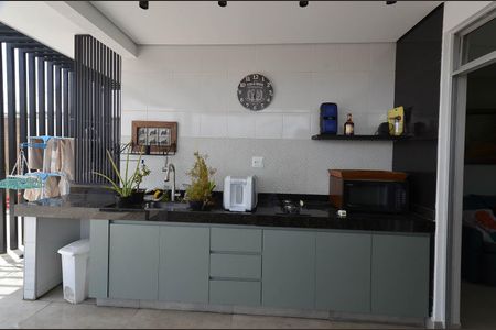 Apartamento à venda com 180m², 3 quartos e 2 vagasÁrea da Cobertura