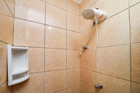 Banheiro de apartamento à venda com 1 quarto, 39m² em Boa Vista, Porto Alegre