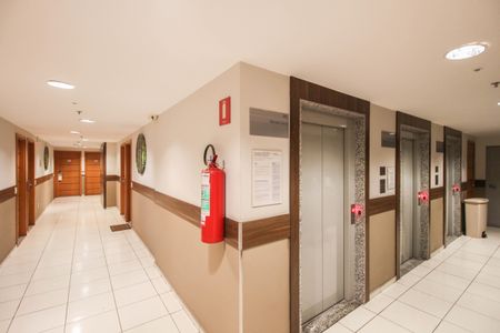 Studio para alugar com 45m², 1 quarto e sem vaga Studio para alugar com 45m², 1 quarto e sem vagaCorredor do andar