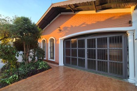 Casa para alugar com 180m², 3 quartos e 3 vagas Casa para alugar com 180m², 3 quartos e 3 vagasFachada do Prédio