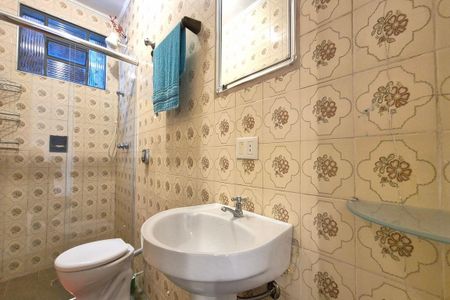 Casa para alugar com 180m², 3 quartos e 3 vagas Casa para alugar com 180m², 3 quartos e 3 vagasBanheiro da Suíte