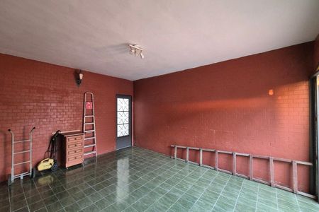 Casa para alugar com 180m², 3 quartos e 3 vagas Casa para alugar com 180m², 3 quartos e 3 vagasGaragem