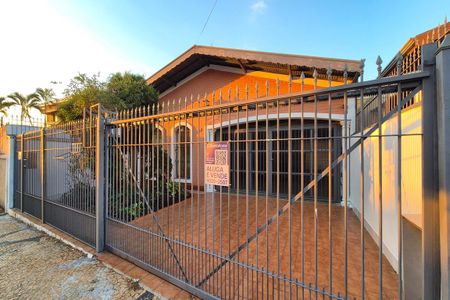 Casa para alugar com 180m², 3 quartos e 3 vagas Casa para alugar com 180m², 3 quartos e 3 vagasFachada do Prédio