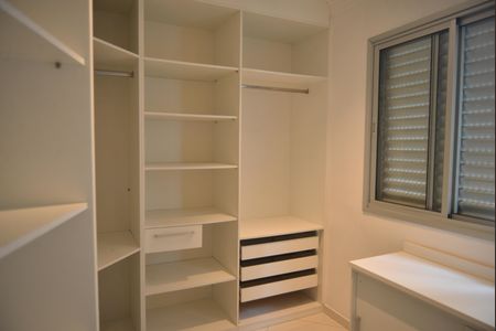 Apartamento à venda com 67m², 3 quartos e 1 vagaQuarto 2