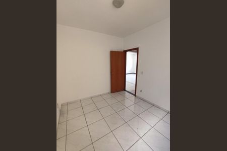 Quarto de casa para alugar com 2 quartos, 120m² em Residencial Vereda dos Buritis, Goiânia