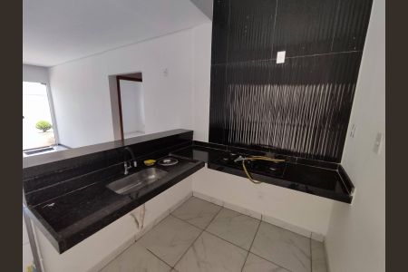 Cozinha de casa para alugar com 2 quartos, 120m² em Residencial Vereda dos Buritis, Goiânia