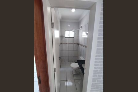 Banheiro de casa para alugar com 2 quartos, 120m² em Residencial Vereda dos Buritis, Goiânia
