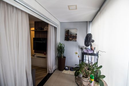 Apartamento à venda com 63m², 2 quartos e 1 vagaVaranda