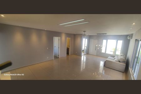 Casa de condomínio para alugar com 360m², 3 quartos e 2 vagas