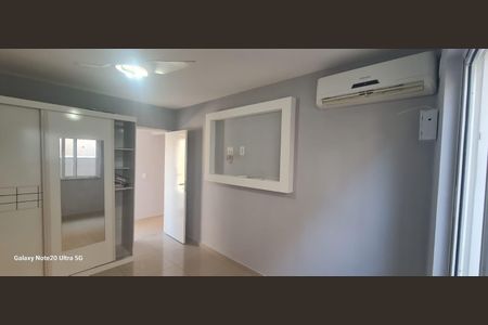 Casa de condomínio para alugar com 360m², 3 quartos e 2 vagas Casa de condomínio para alugar com 360m², 3 quartos e 2 vagasQuarto