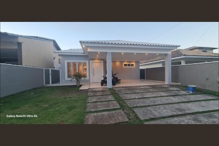 Casa de condomínio para alugar com 360m², 3 quartos e 2 vagas Casa de condomínio para alugar com 360m², 3 quartos e 2 vagasÁrea externa