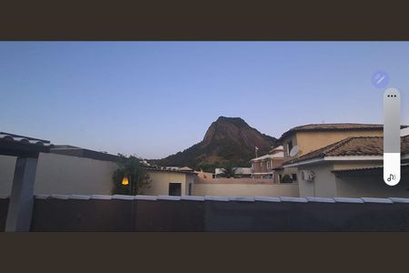 Casa de condomínio para alugar com 360m², 3 quartos e 2 vagas