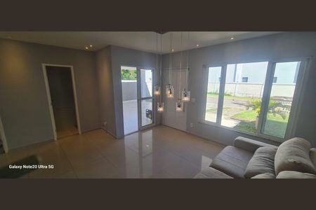 Casa de condomínio para alugar com 360m², 3 quartos e 2 vagas Casa de condomínio para alugar com 360m², 3 quartos e 2 vagasSala