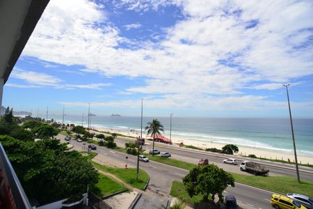 Apartamento à venda com 66m², 2 quartos e 1 vagaVista da Varanda