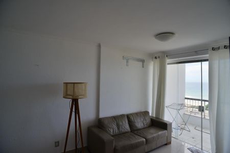 Apartamento à venda com 66m², 2 quartos e 1 vagaSala