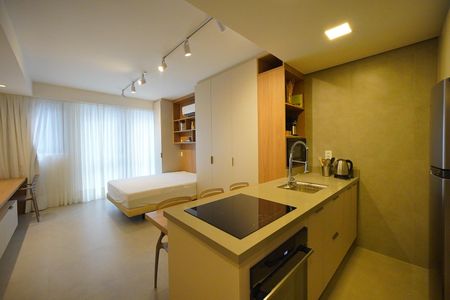 Sala - quarto de kitnet/studio para alugar com 1 quarto, 66m² em Trindade, Florianópolis
