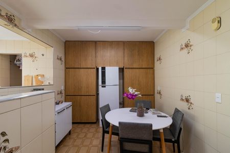 Apartamento à venda com 80m², 2 quartos e sem vagaCozinha
