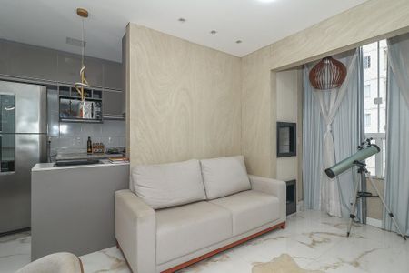 Sala de apartamento à venda com 2 quartos, 46m² em Santa Fe, Porto Alegre