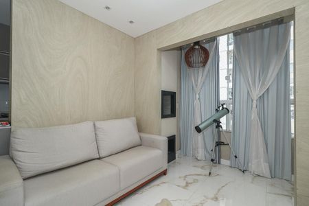 Sala de apartamento à venda com 2 quartos, 46m² em Santa Fe, Porto Alegre