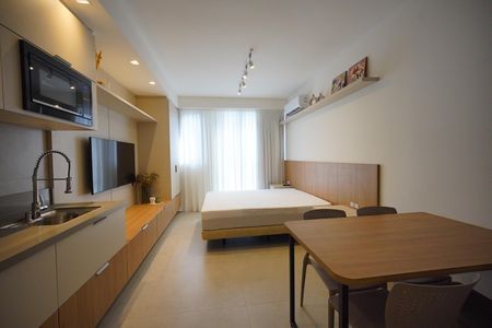 Sala - quarto de kitnet/studio para alugar com 1 quarto, 54m² em Trindade, Florianópolis