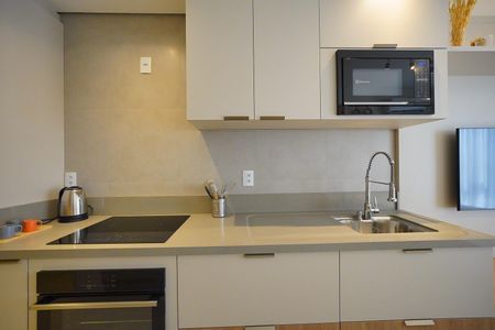Cozinha de kitnet/studio para alugar com 1 quarto, 54m² em Trindade, Florianópolis
