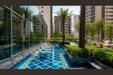 Apartamento à venda com 221m², 3 quartos e 3 vagasÁrea comum - Piscina