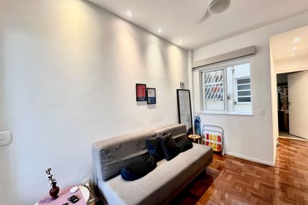 Sala  de apartamento à venda com 1 quarto, 40m² em Ipanema, Rio de Janeiro