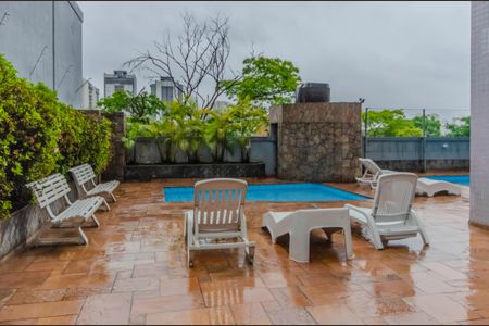 Apartamento à venda com 45m², 1 quarto e 1 vagaÁrea comum - Piscina