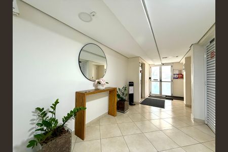 Apartamento à venda com 52m², 2 quartos e 1 vagaArea Comum - Hall 