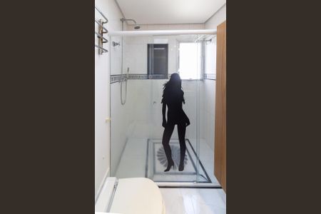 Apartamento para alugar com 120m², 2 quartos e 1 vaga Apartamento para alugar com 120m², 2 quartos e 1 vagaBanheiro Suíte