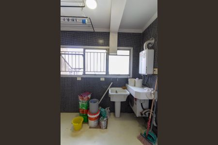 Apartamento para alugar com 120m², 2 quartos e 1 vaga Apartamento para alugar com 120m², 2 quartos e 1 vagaÁrea de Serviço