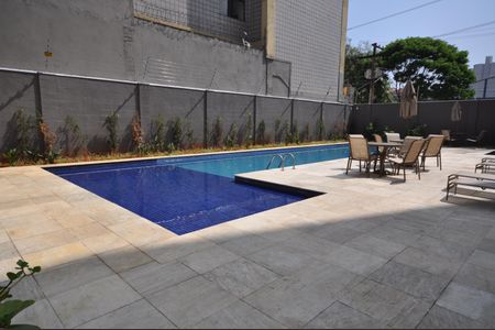 Apartamento para alugar com 35m², 2 quartos e sem vagaÁrea comum - Piscina