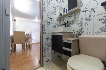 Casa à venda com 240m², 3 quartos e 3 vagas Casa à venda com 240m², 3 quartos e 3 vagasBanheiro 2