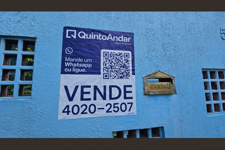 Casa à venda com 240m², 3 quartos e 3 vagasFachada-plaquinha