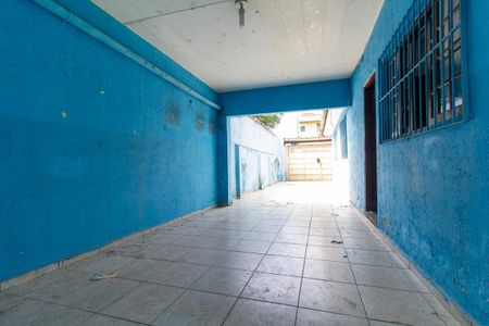 Casa à venda com 240m², 3 quartos e 3 vagasQuintal e Garagem