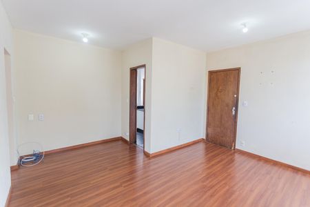 Sala de apartamento para alugar com 2 quartos, 61m² em Santa Efigênia, Belo Horizonte