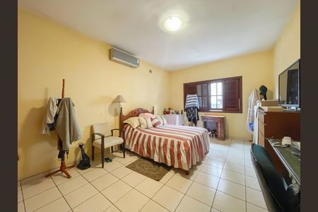 Casa à venda com 170m², 3 quartos e 2 vagas Casa à venda com 170m², 3 quartos e 2 vagasQuarto 2